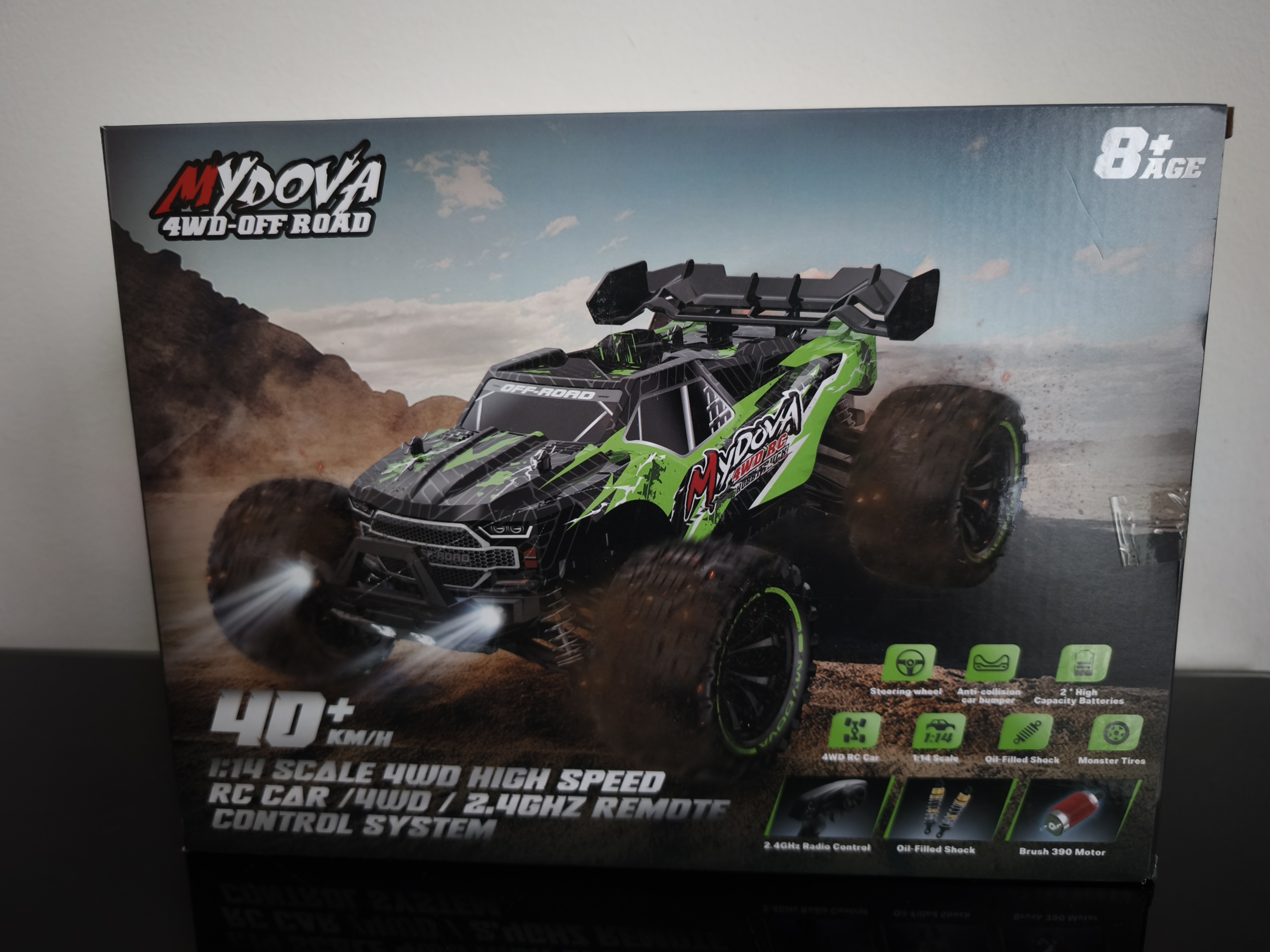 Alternative view of 1:14 Scale RC Car, 4WD High-Speed Remote Control Monster Truck, 40km/h