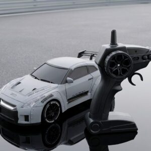Alternative view of 1:24 Scale RC Drift 20kmh The Head Turner Gray